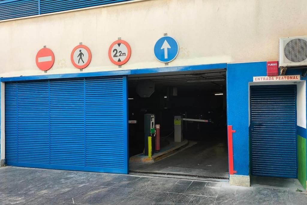 Estudio 52 Malaga Centrico Parking Gratuito Διαμέρισμα Εξωτερικό φωτογραφία