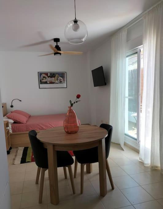 Estudio 52 Malaga Centrico Parking Gratuito Διαμέρισμα Εξωτερικό φωτογραφία