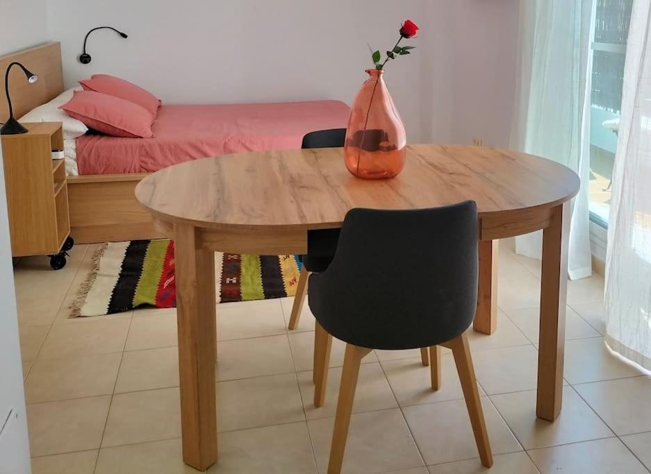 Estudio 52 Malaga Centrico Parking Gratuito Διαμέρισμα Εξωτερικό φωτογραφία